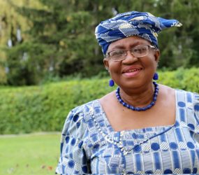 La Nigériane Ngozi Okonjo-Iweala prend les rênes de l’organisation mondiale du Commerce (OMC)