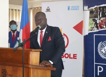 Haïti: le ministre Ricardin Saint-Jean promet d’accompagner les gagnants du Forum sur l’Entrepreneuriat Jeunesse