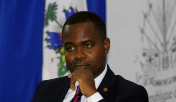 L’AVANT-PROJET DE LA NOUVELLE CONSTITUTION EST INCONTESTABLEMENT ILLÉGITIME, PEU CRÉDIBLE, MAIS PAS TOTALEMENT INCONSISTANT